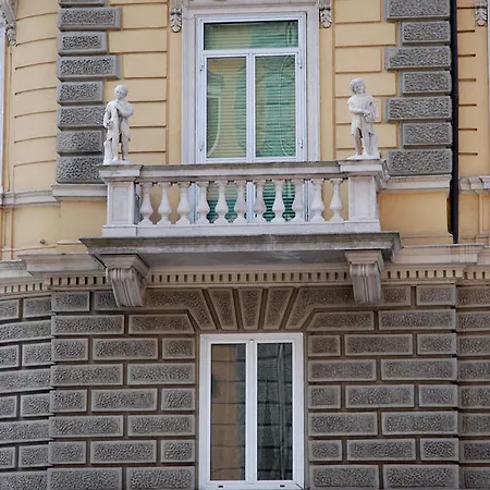 Maison d'hôtes Girasole 2*